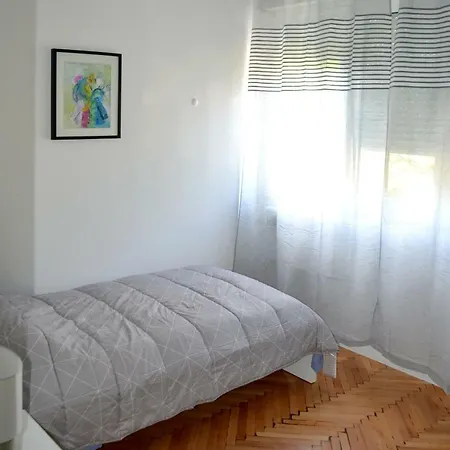 아파트 Apartman-ivana 1