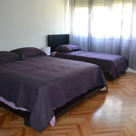 Apartman-ivana 1 아파트